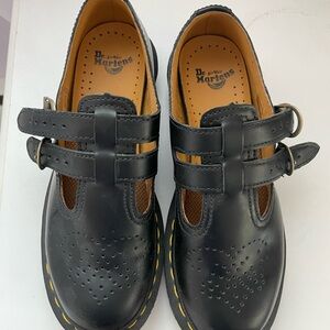 Doc Marten Mary Jane’s size 7
